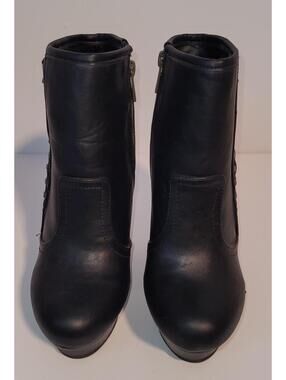 Bamboo Women’s Black Wedge Ankle Boots Size 7.5 Platform Side Zip Booties